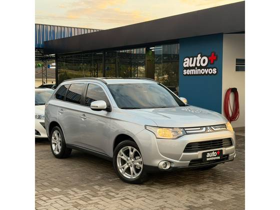 MITSUBISHI OUTLANDER 2.0 16V GASOLINA 4P AUTOMÁTICO